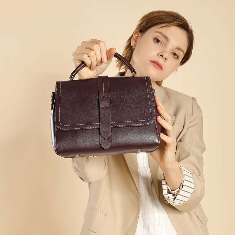 Cowhide Genuine Leather Shoulder Crossbody Bags For Women Trend Designer Large Capacity Satchel Ladies Handbags