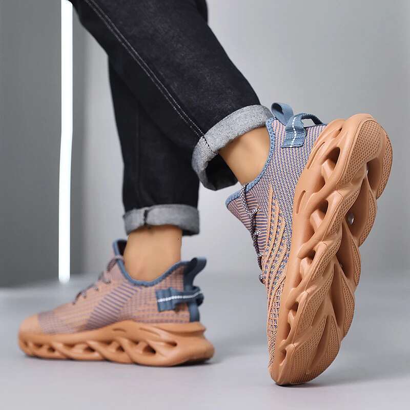 Hot Selg Men's Breathable Sports Outdoor Non-Slip Sneakers Couple Casual Comfortable Running Shoes