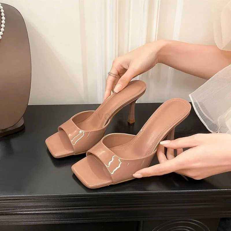 Summer New Slippers Wen Trend Sexy Large Size Square Toe Thin H Shoes Ladies Casual Slippers Heel zapatos Z250304