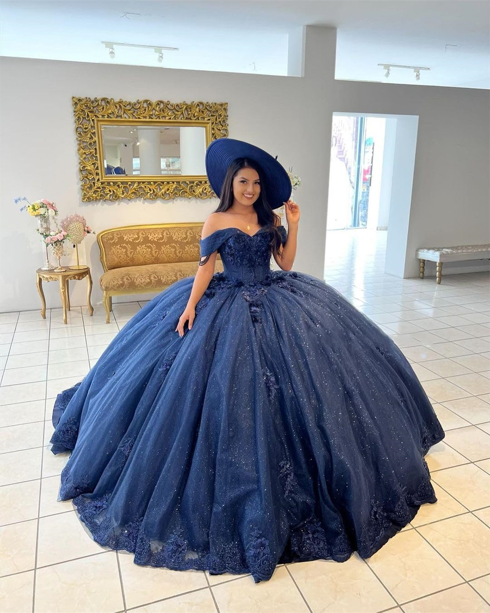 Ball Gown Quinceanera Dresses Beading Appliques Off the Shoulder V-Neck Lace-up Plus Size Sweet 15 16 Princess Birthday Party Gowns Vestidos De 15 Ano