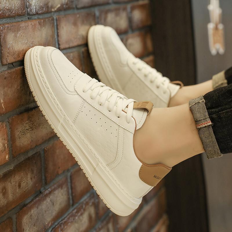 2025 Original Designer s New Summer Breathable Fashion Multi Functional Outdoor Leisure Leather Breathable Men s Lace Up White Sports Board Shoes