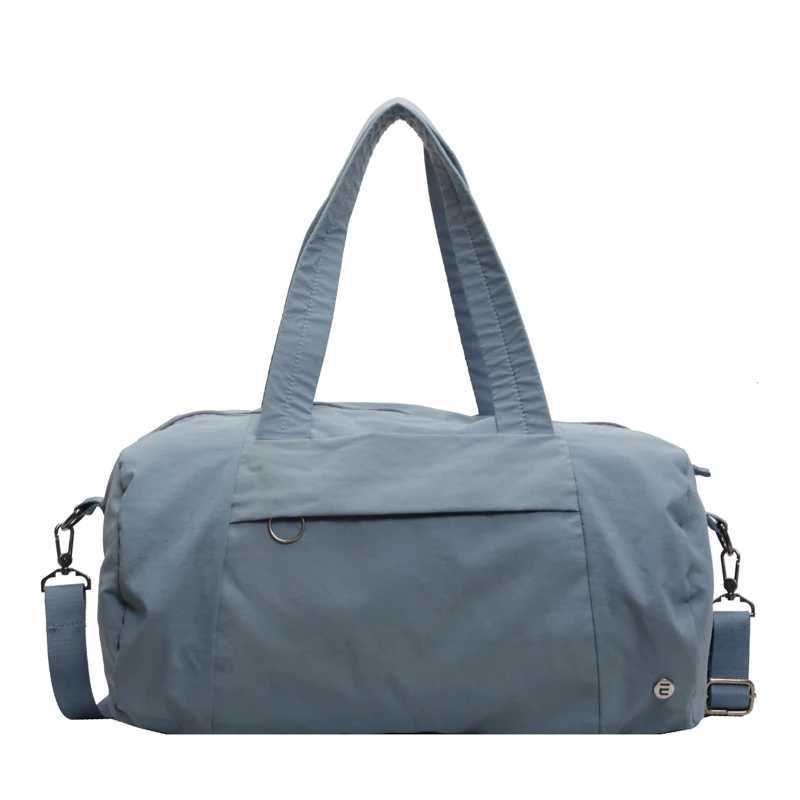 Weekender Bag for Men Women Adjustable Shoulder Strap Messenger Bag Nylon Solid Crossbody Bag for Travel Business Trips Sports Y250304