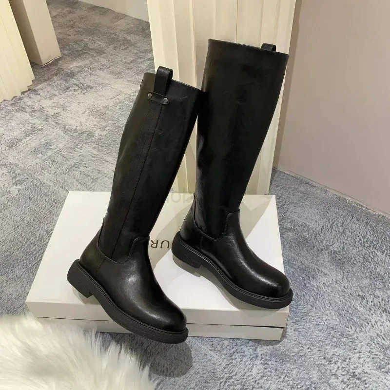 2024 Hot S Ladies Shoes Modern Wens Boots Classics Knee-High Boots Wen Sewing Round Toe Back Zip Low Heel Shoes Wen Z250304