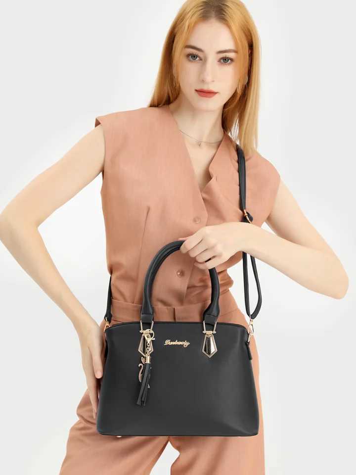 Womens Bag New Fashionable and High End Texture Single Shoulder Oblique Cross European and American Handheld Womens Bag Z250303