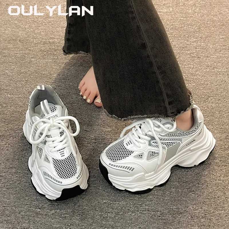 NEW Sneakers Shoes Female Sports Running Shoes Ladies ic Luxary Thick Sole Womens Chunky Casual Fitness Vulcanize ShoesC250304