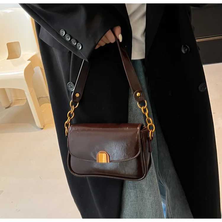 Luxury Women Brand PU Leather Crossbody Bag Retro Chain Lock Saddle Messenger Shoulder Bag Y250303