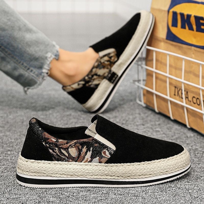 Wholesale Free Delivery 2025 Designer Summer New Breathable Canvas Popular Woven Men s Multi functional Single Foot Lazy Shoes Fashionable Flat Casual