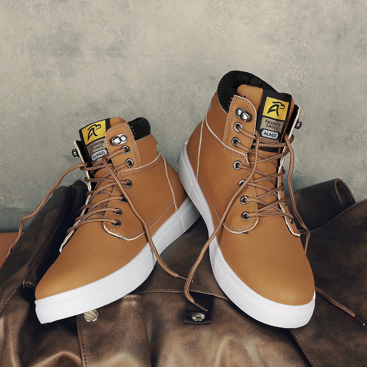 2025 New Plus Size Niche Designer Men's Shoes High Top Men's Clothing Seasonal Styles Fashionable And Versatile Board Shoes Casual Sports Sh