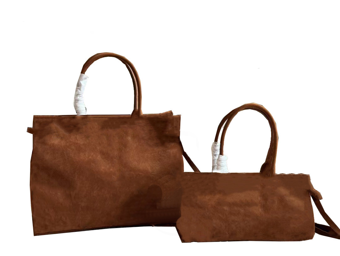 2024218-1 High quality Designer bag high quality shoulder bag women's fashion hand strap, solid color bag