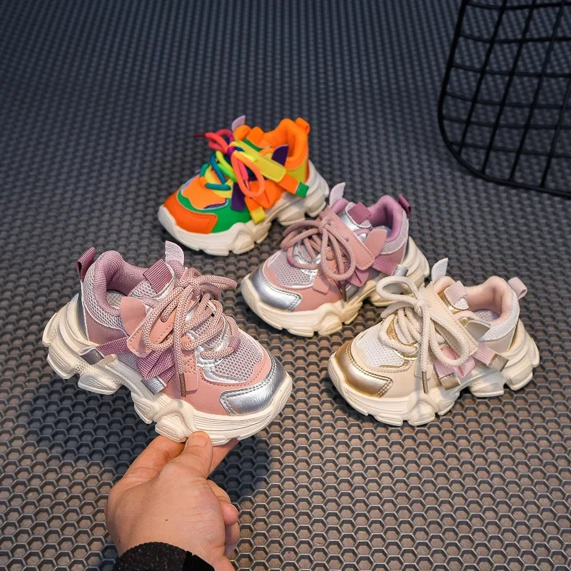 Student sports shoes with thick and soft soles boys girls running colorful fashionable trend childrens anti slip casual 250303