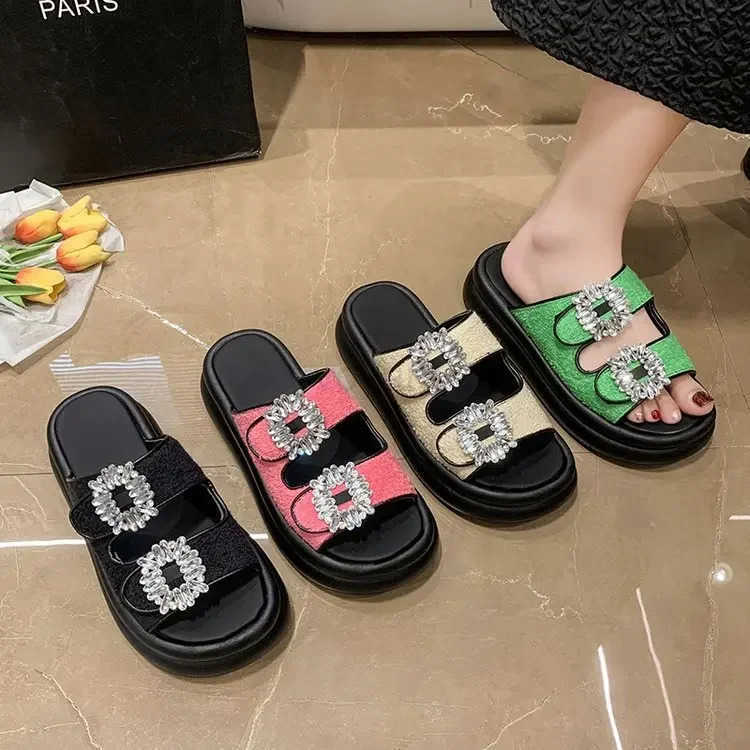 Flat Shoes Platform Wens Fi Summer Sandals 2024 New Casual Wear Beach Square Buckle Rhinodrill Wens Flip Flops Z250304