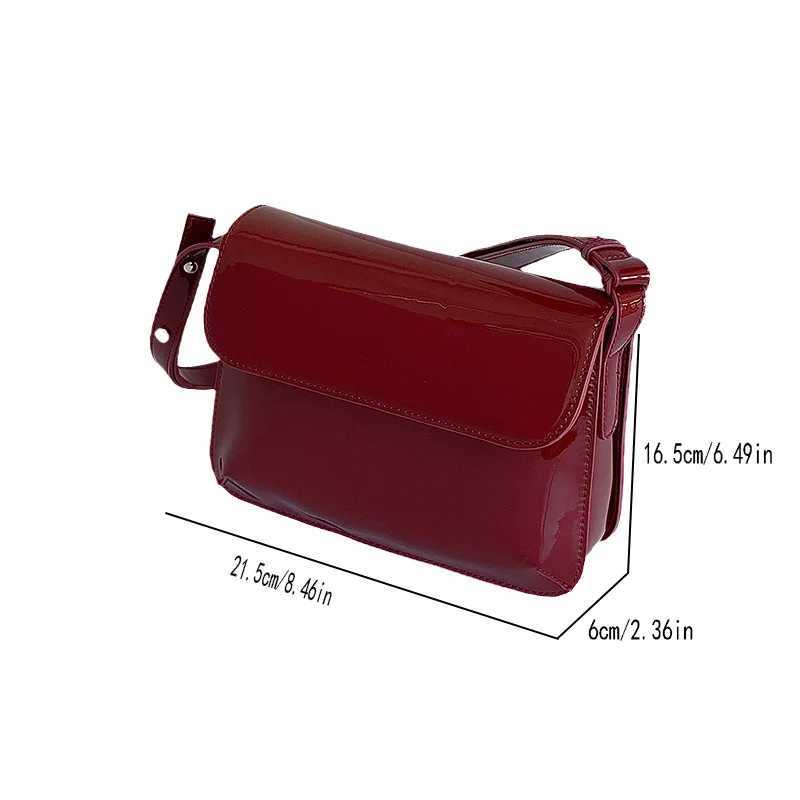 Vintage red patent leather small square bag armpit bag 2023 new fashion versatile square handbag shoulder bag crossbody bag Z250303