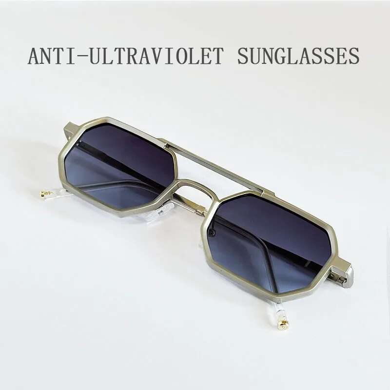 Square Sunglass Men 2025 Steampunk Sunglasses Women Trendy Vintage Punk Fashion Glasses Gafas De Sol Hombre Lunette Soleil Femme