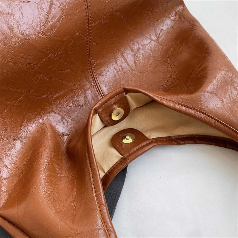 Soft PU Leather Quality Underarm Bag Vintage Wine Red Ladies Shoulder Bag Commuter Large Handbag 2pcs Womens Versatile Tote Bag Z250303