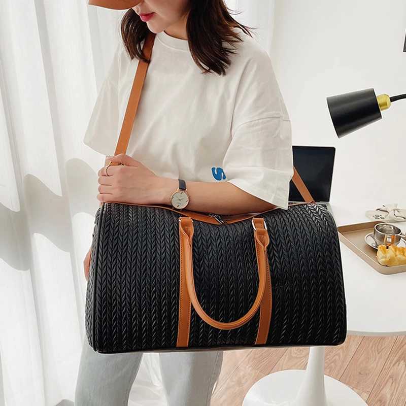 Cross Border Waterproof PU Mens Handheld Large Capacity Short Distance Travel Luggage Storage Bag Casual Folding Travel Bag Y250304