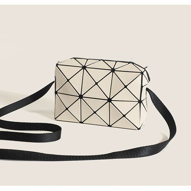 Japanese Cupid small square lifetime diamond grid women's mini mobile phone bag, single shoulder crossbody, unisex style