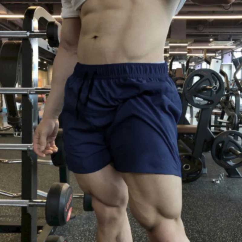 Solid Casual Quick Dry Sports Shorts For Men Summer Gym Fitness Football Running Shorts Mens Short Trousers Beach Holiday ShortsT250304