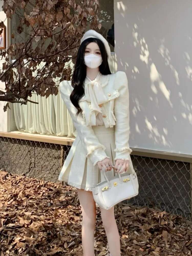 Spring New French Vintage Tweed Two Piece Set Women Short Jacket Coat + Pleated Skirt Suits Korean Ladies Outfits