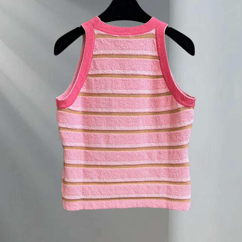Fashionable Ladies Cashmere Knit Striped Vest Fashion Round Neck Multi-Color Sleeveless Top Slim Stretchy Elegant Early Spring High-Quality Luxury Des