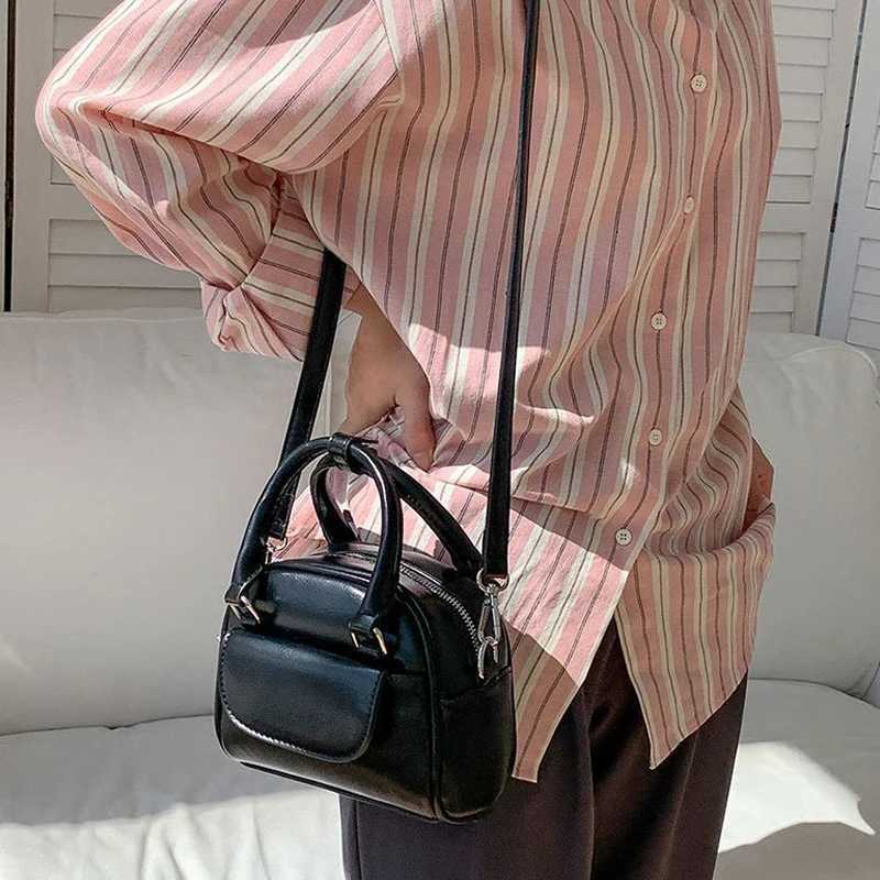 Fashionable New Small Square Bag Versatile Hand-Held Shoulder Crossbody Bag Y250303