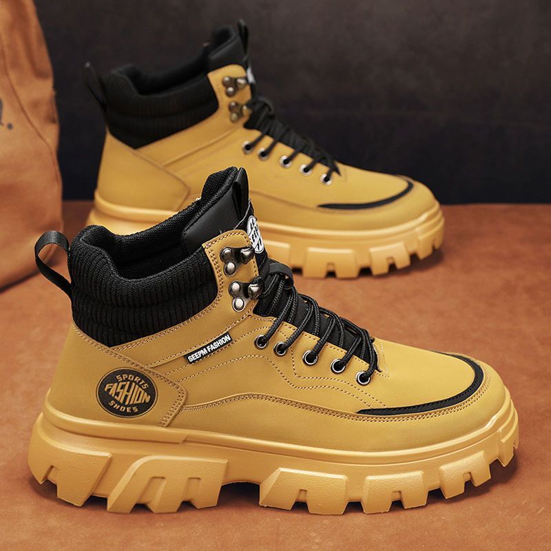 Summer High Top Shoes 2025 New Leather Made Waterproof Thick Soled British Yellow Black Martin Short Boots Famous Designer Outdoor Hiking Men s Shoes