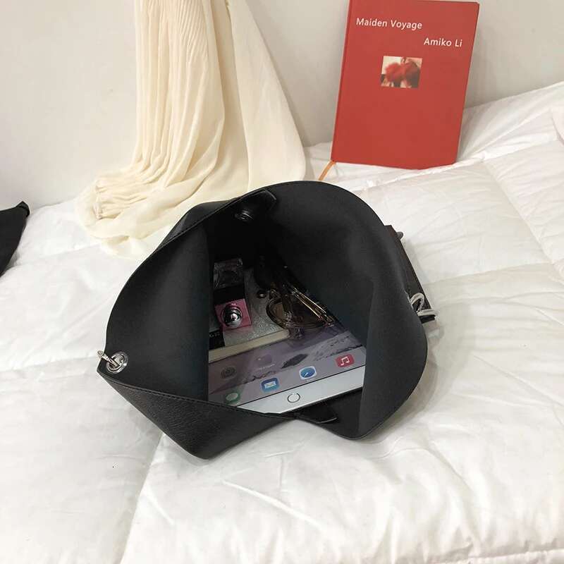 Fashion Leather For Ladies Handbags Women Bags Designer Large Capacity Tote Simple Chain Shoulder Bag Female