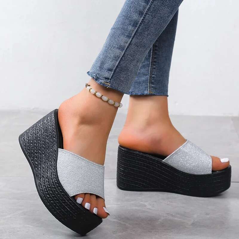 New Sandals 2025 Summer Women Slippers Wedges Platform Beach Flip ps Trend High Heels Ladies Shoes Pumps Thick Slides Mujer