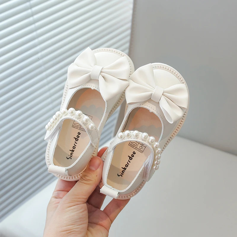 Girls casual shoes childrens PU leather shoelaces bead bows cute and fashionable princess wedding dresses party apartments soft 250303