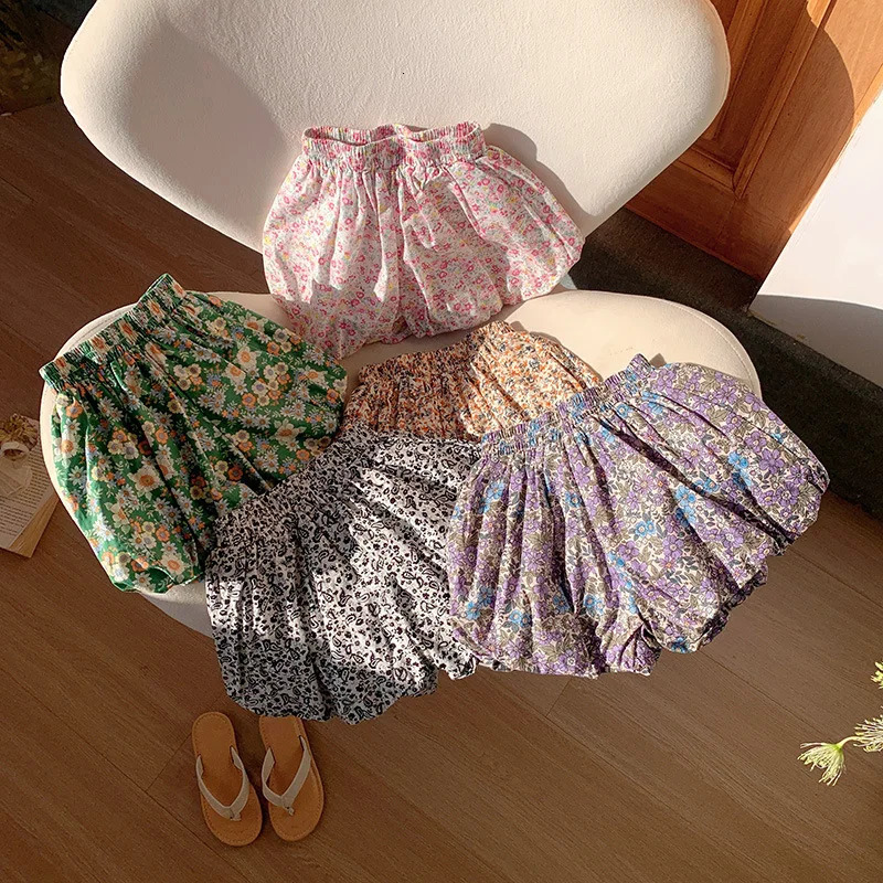 Summer young baby girl flower bud shorts thin Fried Dough Twists flower little girl shorts loose thin girl lantern shorts 250304