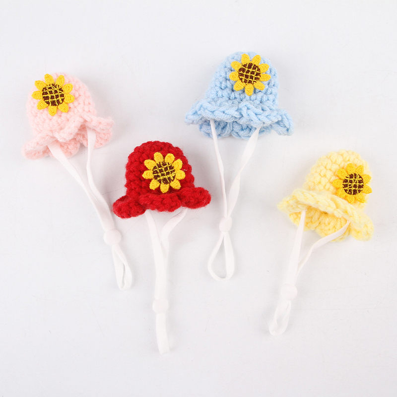 Cute Cartoon Guinea Hamster Knitted Hat Mini Hand Plush Hat Handmade Knitted Small Animal Hat Pet Cosplay Cap Pet Decoration Cap