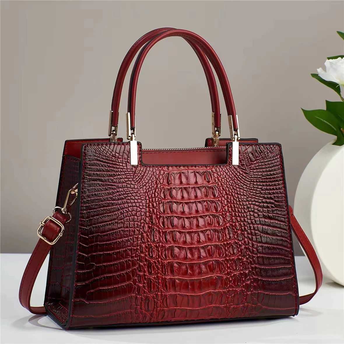 Advanced fashion gradient crocodile print womens handbag atmospheric texture fully matched single shoulder cross bag Z250303