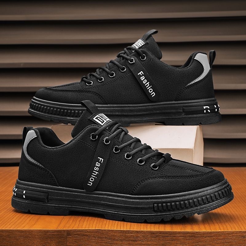 Spring New Designer Shoes Breathable Casual Labor Protection Men's Construction Site Outdoor Multi Functional Anti Slip Sports Fashion Board Shoe