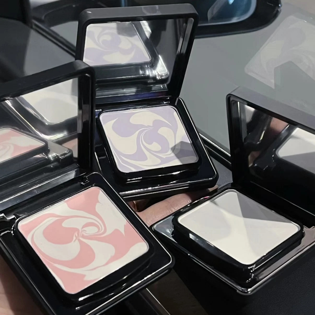 lan Black Magnetic Setting Powder Fine Mist Oil Control Lightweight Transparent Long Lasting Dry Skin Oil Skin 250224