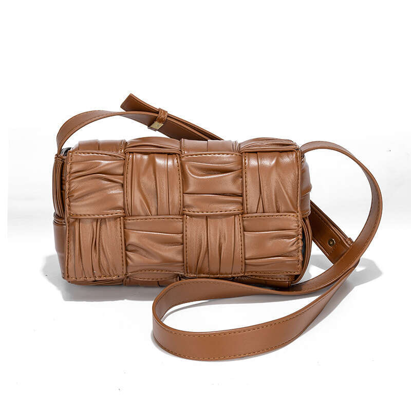 Hand Woven Star Style 4-Panel Pleated Small Square Bag, Light Luxury And Fashionable Single Shoulder Pillow Bag