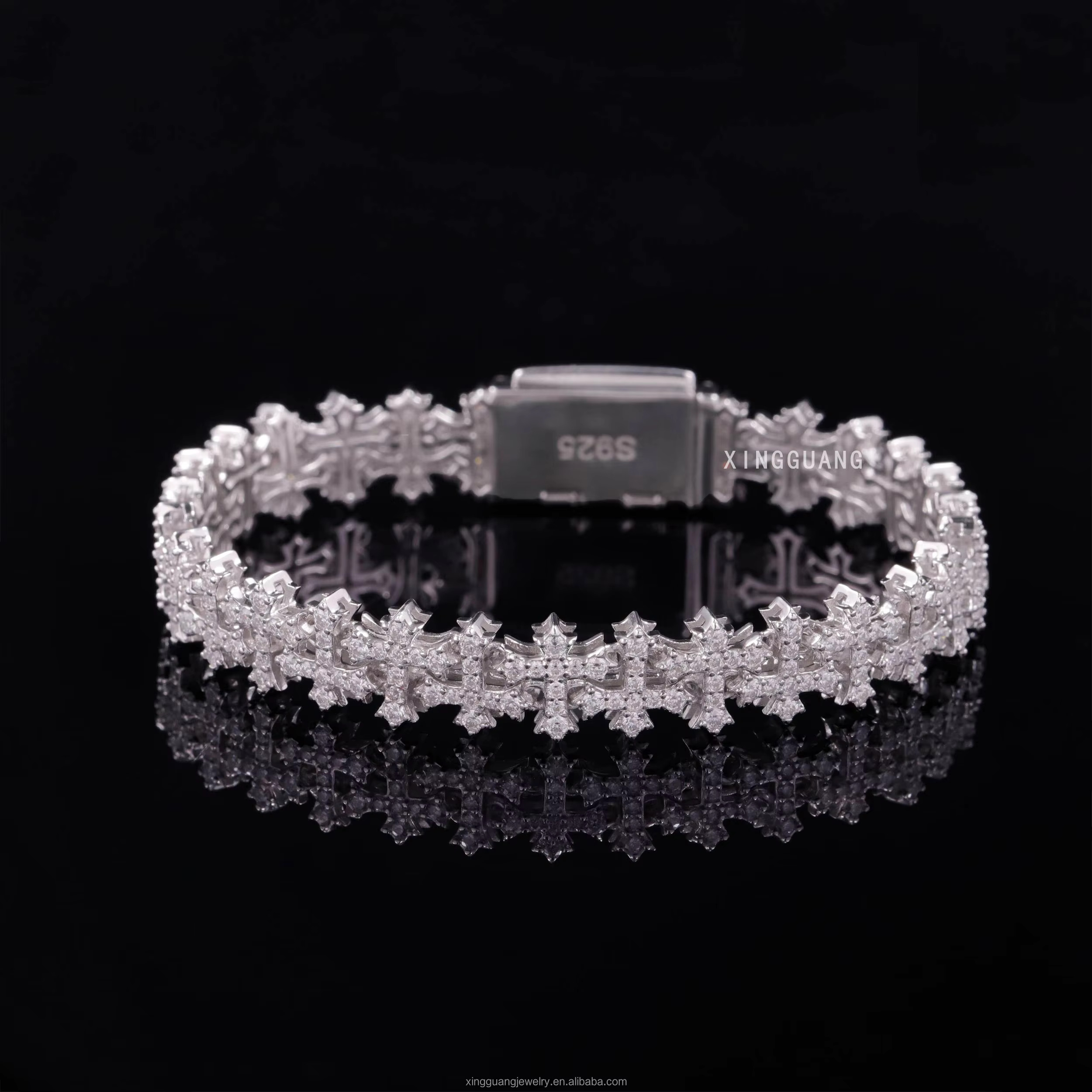 New Design Sterg Sier Gold Plated k Bracelets Iced Out Vvs Moissanite Full Dia Cross Chain Bracelet