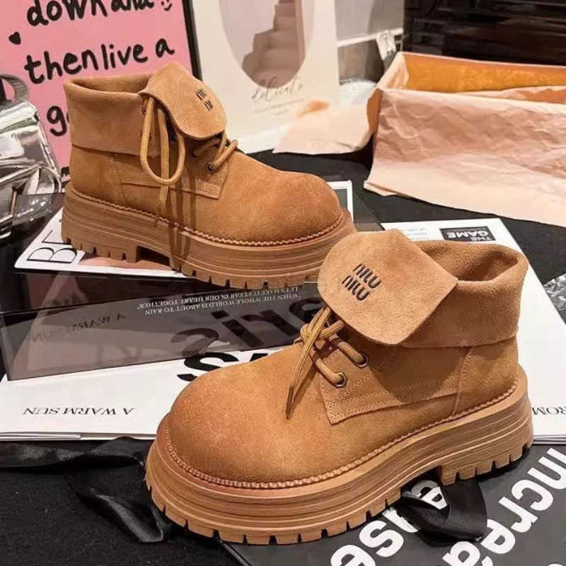 2025 Autumn Winter New Classic Style Brown Suede Leather Lace Up Short Boots WenS Platform Round Toe Square Heel Shoes Z250304