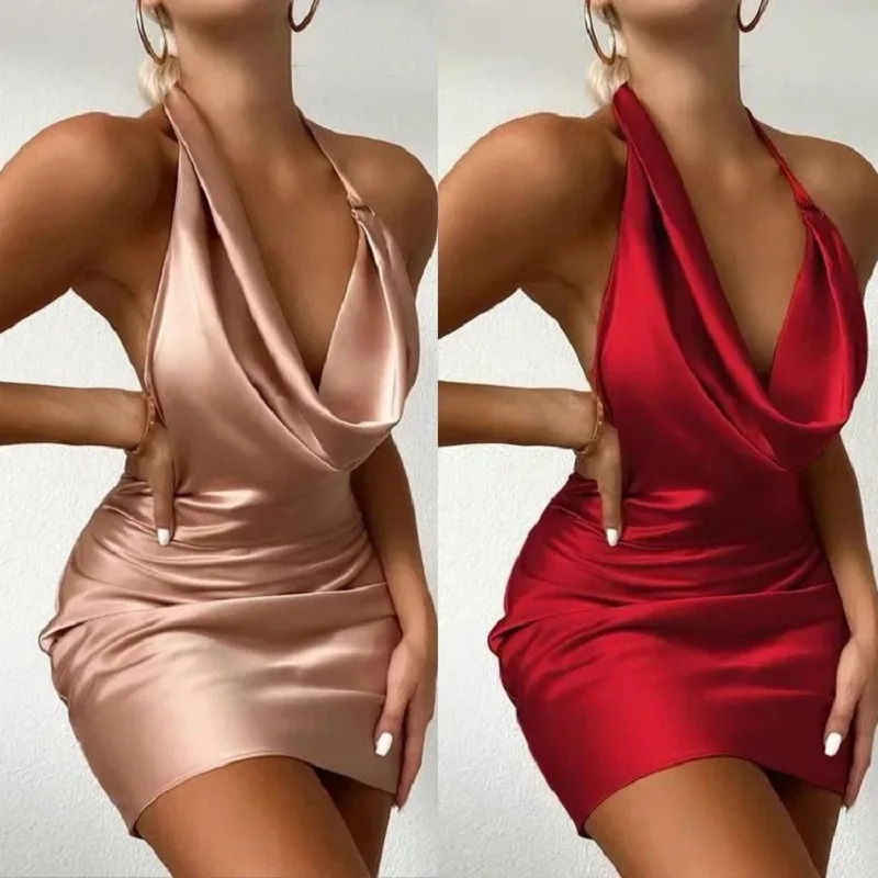 Womens Sleeveless Tight Short Dress 2024 Summer Backless Mini Sexy Halter Pleated Nightclub 250227Z