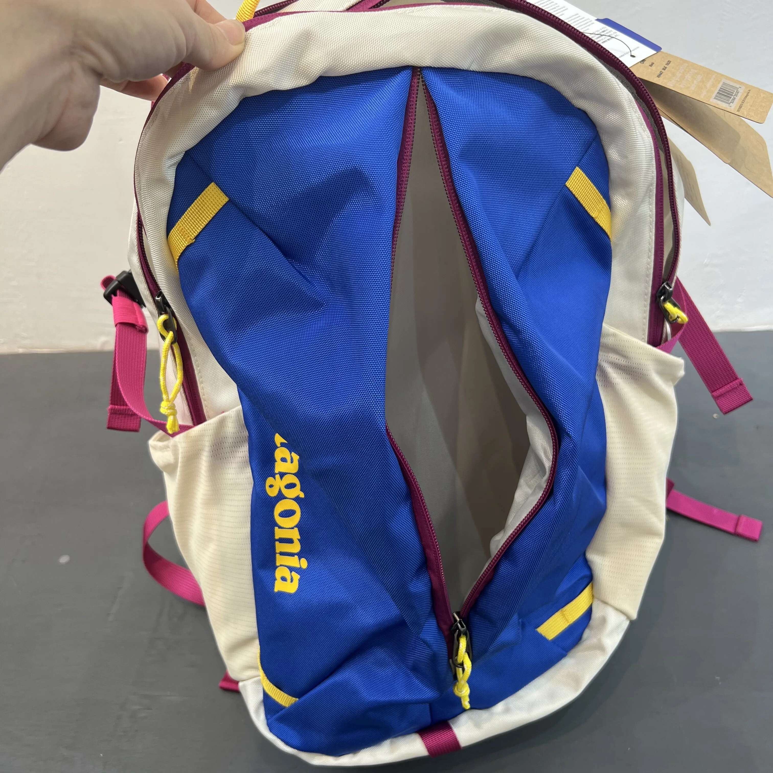 New Ba Double Shoulder Outdoor Sports Color Contrasting Fashion Handbag Hiking Bag Gift