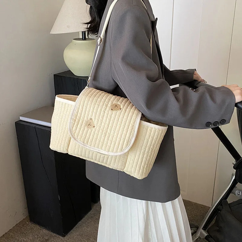 Home>Products> Autumn Mummy Bag>Baby Handbag>Baby Handbag 250304