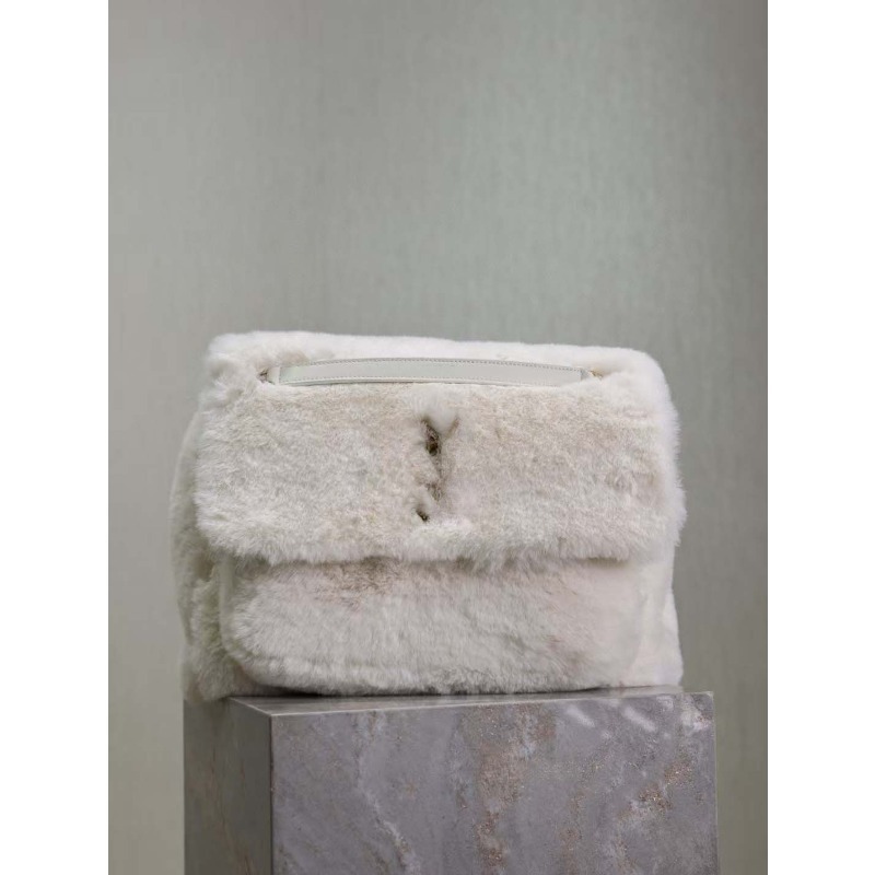 Women's Fuzzy Chain Messenger Bag - Versatile Shoulder & Armpit Carry for Autumn and Winter