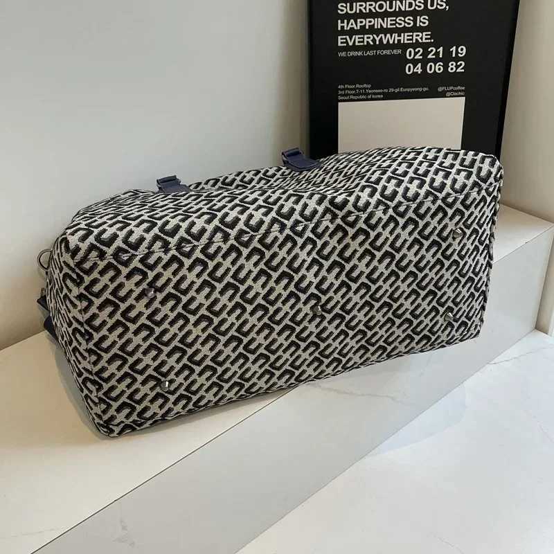 Fashion Pattern Printed Oxford Spinning Travel Bag Large Capacity Solid Multi-kinetic Sports Bag 2024 Hot Sale Bags for Women Y250304