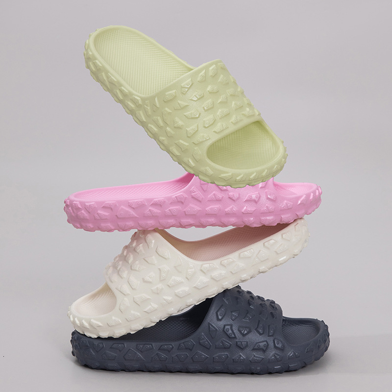 new designer sandals Extra large cool slippers women's summer indoor and outdoor wear, suitable for men's couple