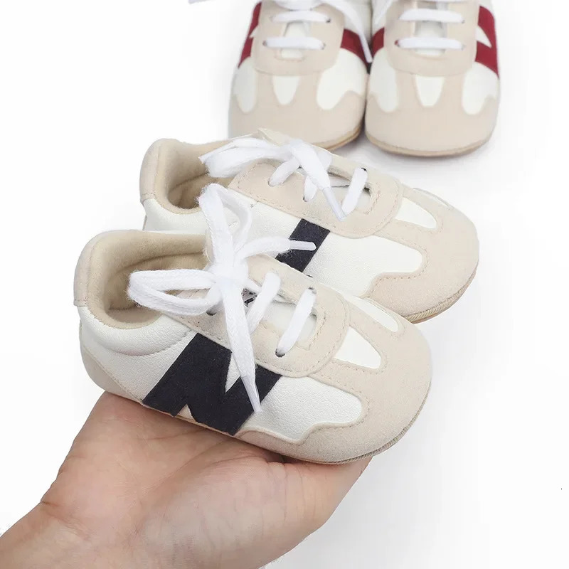 born Baby Sneakers Letter Patchwork Casual Shoes Antislip Hundred Toddler Boys Girls 018 Months 250303