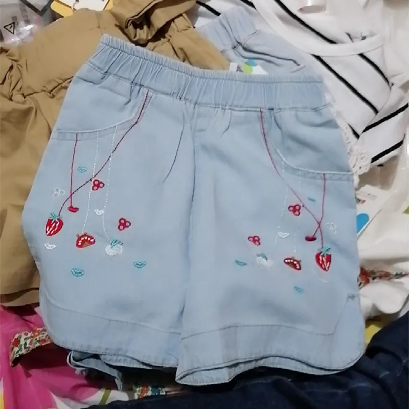 Summer Casual 2 3 4 6 8 10 12Years Children Embroidery Flower Cotton Pocket Denim Blue Shorts For Small Baby Kids Girls 250304