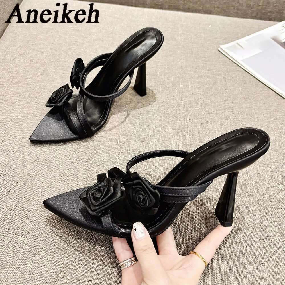 2025 Summer Aneikeh New Fashion Pointed wer Sandals Stiletto High Heels Sexy Runway Slippers Women Elegant Banquet Shoes