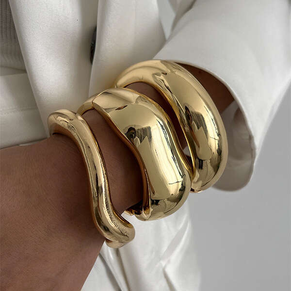 Jewelry Style Exaggerated Design Geometric Alloy Electroplated Bracelet