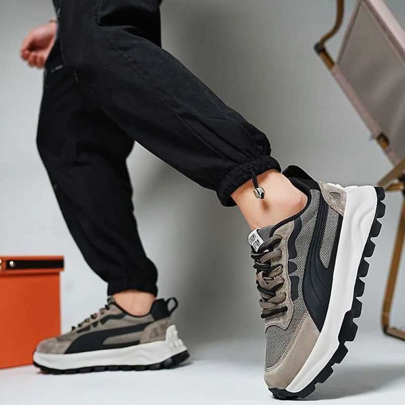 Soft Bottom Fashionable Casual Shoes Sport Running Shoes Men Outdoor Running Comfortable Breathable Sneakers Size 39-44C250304