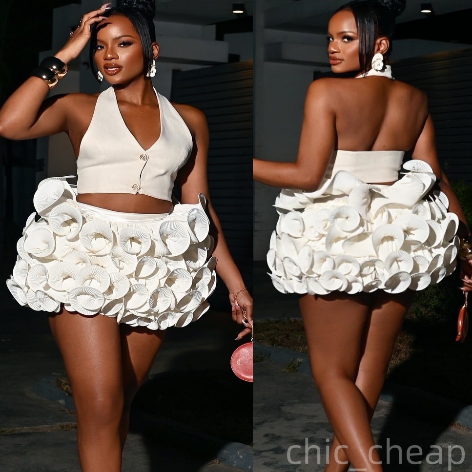Chic Ivory Ball Gown Cocktail Dress Two Pieces Satin Flowers Short Backless Mini Graduation Homecoming Dresses For Special Occasions Sweetheart Gowns