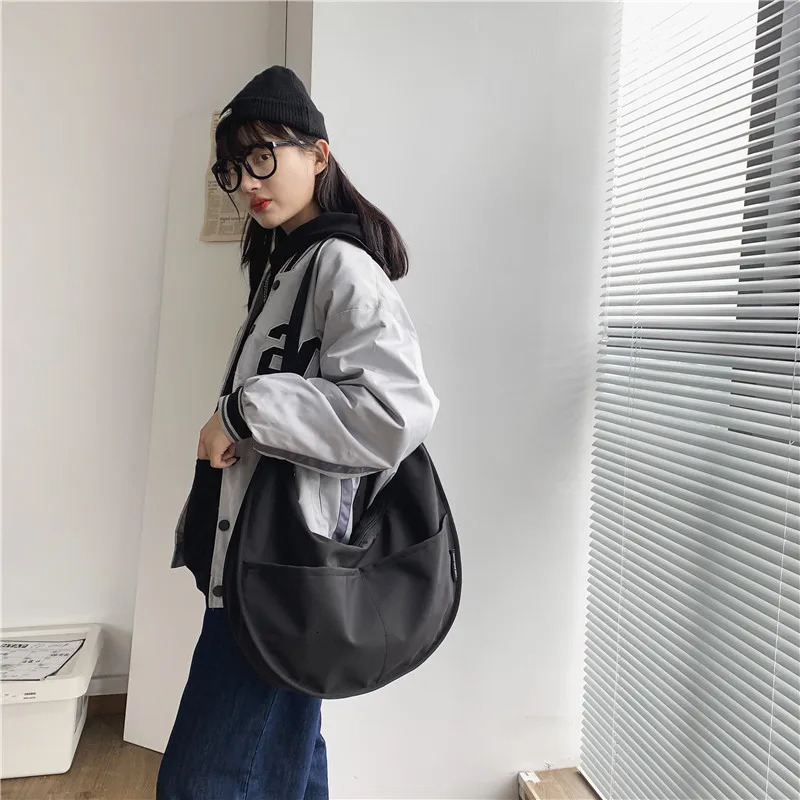 Y2K school bag large nylon bag homeless cross body bag womens handbag unisex couple bag shoulder bag Bolso 250303