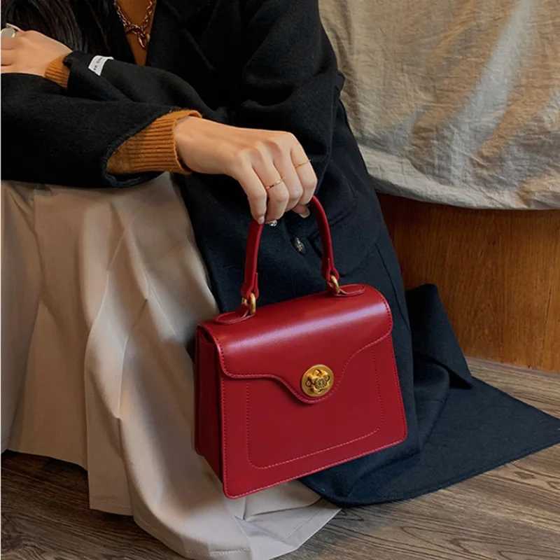 Luxury handbag with new PU material square bag French elegant single shoulder cross body bag wedding banquet commuting Z250303